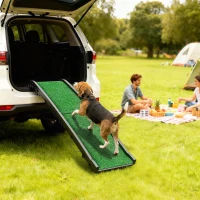 PawHut Rampa para Perros con Césped Artificial 155 cm Rampa para Perros para Coche Plegable con Asa Ángulo Ajustable Verde(m-2)