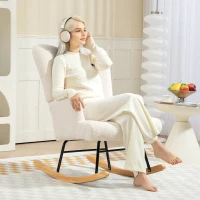 HOMCOM Silla Mecedora de Borreguito con Respaldo Capitoné y Base de Madera de Caucho para Salón o Dormitorio 65x88x87 cm Crema(m-3)