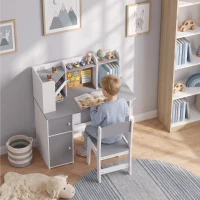AIYAPLAY Set Scrivania e Sedia per Bambini con Portapenne, Supporto Regolabile per Tablet, Armadietti e Bacheca, Grigio(m-9)