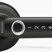 HOMCOM Cerradura de Puerta Inteligente, 5 Accesos por Huella, Código, Tarjeta NFC, Aplicación Tuya/Smart Life y Llave, Negro(m-8)
