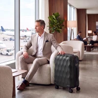 HOMCOM 56cm 41L Suitcase, Lightweight ABS Hard Shell Carry On Luggage with TSA Lock, Spinner Wheels, Telescopic Handle, Black(m-8)