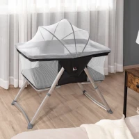 HOMCOM Culla da Campeggio 2 in 1 Pieghevole con Lettino a Dondolo e Zanzariera Età 0-6 Mesi, 59x55x67-69 cm, Nero(m-2)