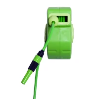 Outsunny Avvolgitubo a Parete Bloccabile e Retraibile in Plastica con Rotazione 180°, 35.5x11.5x27.5 cm, Verde(m-9)