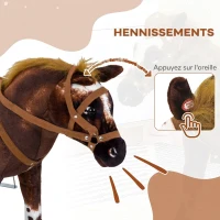 HOMCOM Cheval Debout en Peluche Effets sonores hennissement et Galop Selle étrier rênes 85L x 28l x 60H Marron Blanc(m-5)