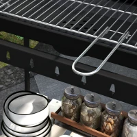 Outsunny Metalen Houtskoolgrill BBQ Smoker met Wielen, Verstelbaar Grillrooster, Houten Plank 103x47x95 cm Zwart(m-9)
