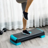 HOMCOM Aerobic Step with 3-Level Adjustable Heights for Home, Office Exercise, Black and Blue(m-2)