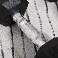 HOMCOM hexagon dumbbells set van 2 gietijzeren dumbbells handvat gekartelde dumbbell set dumbbell set gewichten metaal rubber zwart 2 x 5 KG(m-8)