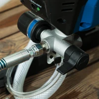 HOMCOM Airless Paint Sprayer, Thinning-Free Electric Paint Spray Gun for Walls, Fences & DIY Projects, 200 Bar High Pressure, 1.5L/min Flow Rate, 7.5m Hose, Indoor & Outdoor Use, Dark Blue(m-9)