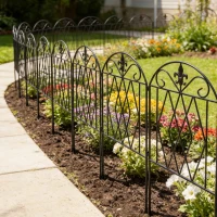 Outsunny Conjunto de 4 Cercas de Jardim Metálicas 125x56 cm com Design Arqueado Resistentes e Fáceis de Instalar para Pátio Relvado Preto(m-2)