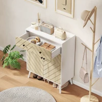 HOMCOM Sapateira de 2 Portas com Design em Espiga Prateleiras Ajustáveis Gaveta para 12 Pares de Sapatos 75x35x97 cm, Branco e Madeira(m-9)