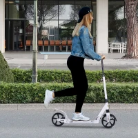 HOMCOM Patinete Plegable Scooter con Manillar Altura Ajustable Patinete Ligero para Adultos y Niños (más de 14 años) Tipo Monopatín con Tubo de Aluminio Freno Grandes Ruedas Ø200 mm Carga 100kg(m-2)