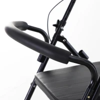 HOMCOM Andador para Ancianos Plegable con Asiento y 4 Ruedas Mango Ergonómico Ajustable en Altura Frenos de Maneta Cesta Negro(m-5)