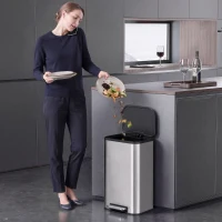 HOMCOM Papelera de cocina rectangular 30L en acero inoxidable, cierre amortiguado, cubo interior extraíble, Plata(m-6)