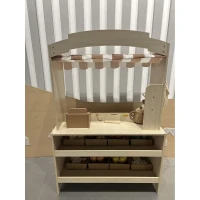 AIYAPLAY Marchande Enfants en Bois, Caisse Enregistreuse, Aliments Factices, Tableau à Craie et 61 Accessoires, pour 3 à 8 Ans(m-16)