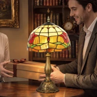 HOMCOM Tiffany Stained Glass Table Lamp, Handcrafted Artisan Lamp, Red, Ø25 x 45H cm, Zinc Alloy(m-7)
