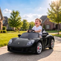 AIYAPLAY Porsche 12V elektrische kinderauto met lithiumaccu, afstandsbediening, 2 motoren, zachte start en achterwielvering(m-2)