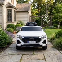 AIYAPLAY Macchina Elettrica per Bambini 12V AUDI Q8 ETRON, 2 Motori, Telecomando, Sospensioni, Fari, Musica, Bianco(m-10)