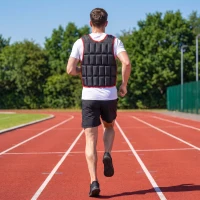 HOMCOM 20 kg Gewichtsweste Trainingsweste mit doppelten Gurten verstellbar Krafttraining Fitness Oxford Metall-Sand Schwarz+Rot 60 x 50 cm(m-9)