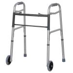 HOMCOM Andador para Adultos Plegable Rollator 2 en 1 con Asiento Acolchado Ajustable Frenos Reposapiés y Bolsa de Almacenaje Incorporada Metal 77x55.5x84-93 cm Azul y Negro(c-2)