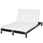 Outsunny Conjunto de Espreguiçadeiras Exterior de Vime 2 Lugares com Almofadas Acolchoadas Resistente à Água com Encosto Ajustável em 5 Níveis Suporta 220kg 195x120x28cm Preto e Branco Creme
