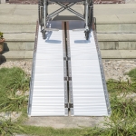 HOMCOM 6' Folding Portable Ramp Wheelchairs/Scooters/Pet Mobility Ramp(c-1)