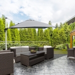 Outsunny 3 x 3(m) Outdoor Cantilever Roma Parasol 360° Rotating w/ Cross Base Light Grey