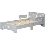 ZONEKIZ Pat pentru copii 3-6 ani cu stele si luna din MDF si PAL, 143x76x49 cm, culoare gri si lemn