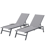 Outsunny Set de 2 transats de jardin avec dossier réglable 5 positions, table latérale, 2 roues, pieds antidérapants Gris