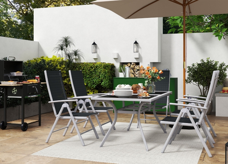 Gestalten Sie Ihren idealen Essbereich im Freien