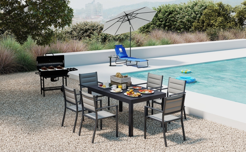 ADUNĂ-TE. CINĂ. RELAXEAZĂ-TE.